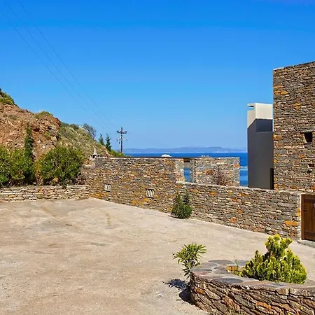 Villa Faros Kea With Private Pool And Stunning Views Vourkárion