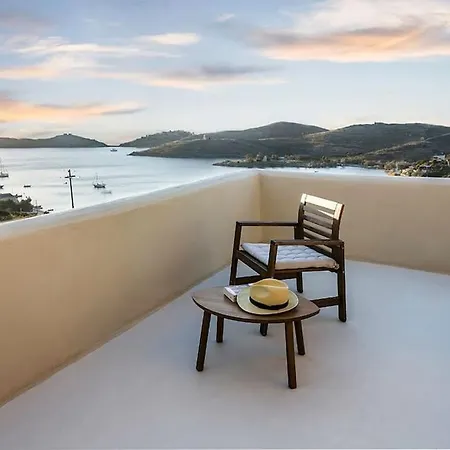 Faros Kea With Private Pool And Stunning Views فيلة Vourkárion