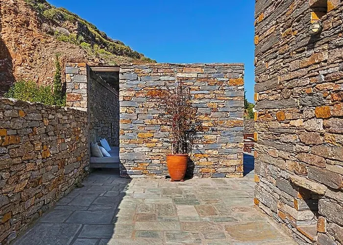 Faros Kea With Private Pool And Stunning Views Vourkárion